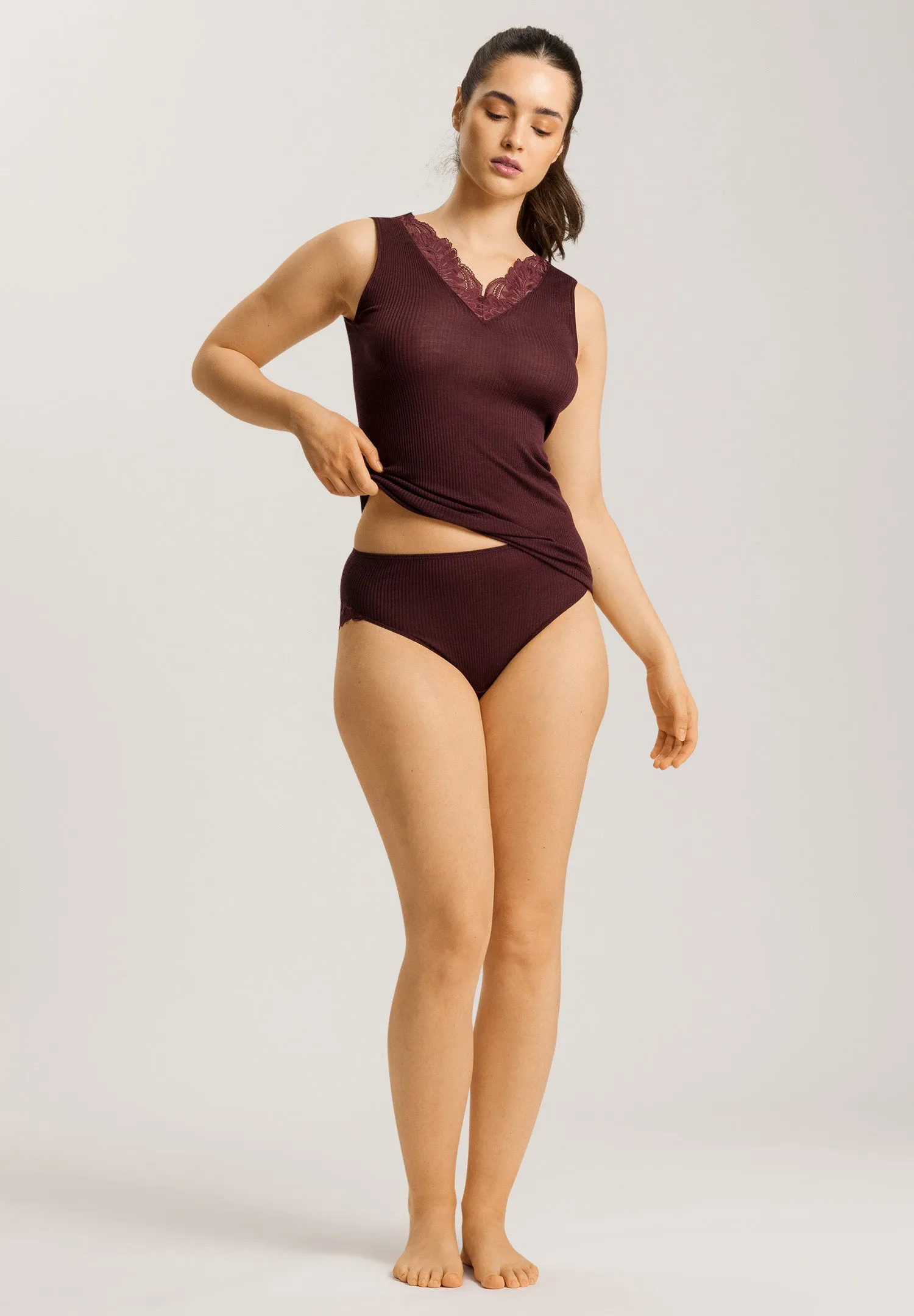 Maria Wool And Silk V-Neck Tank Top | Deep Maroon 70899-2483