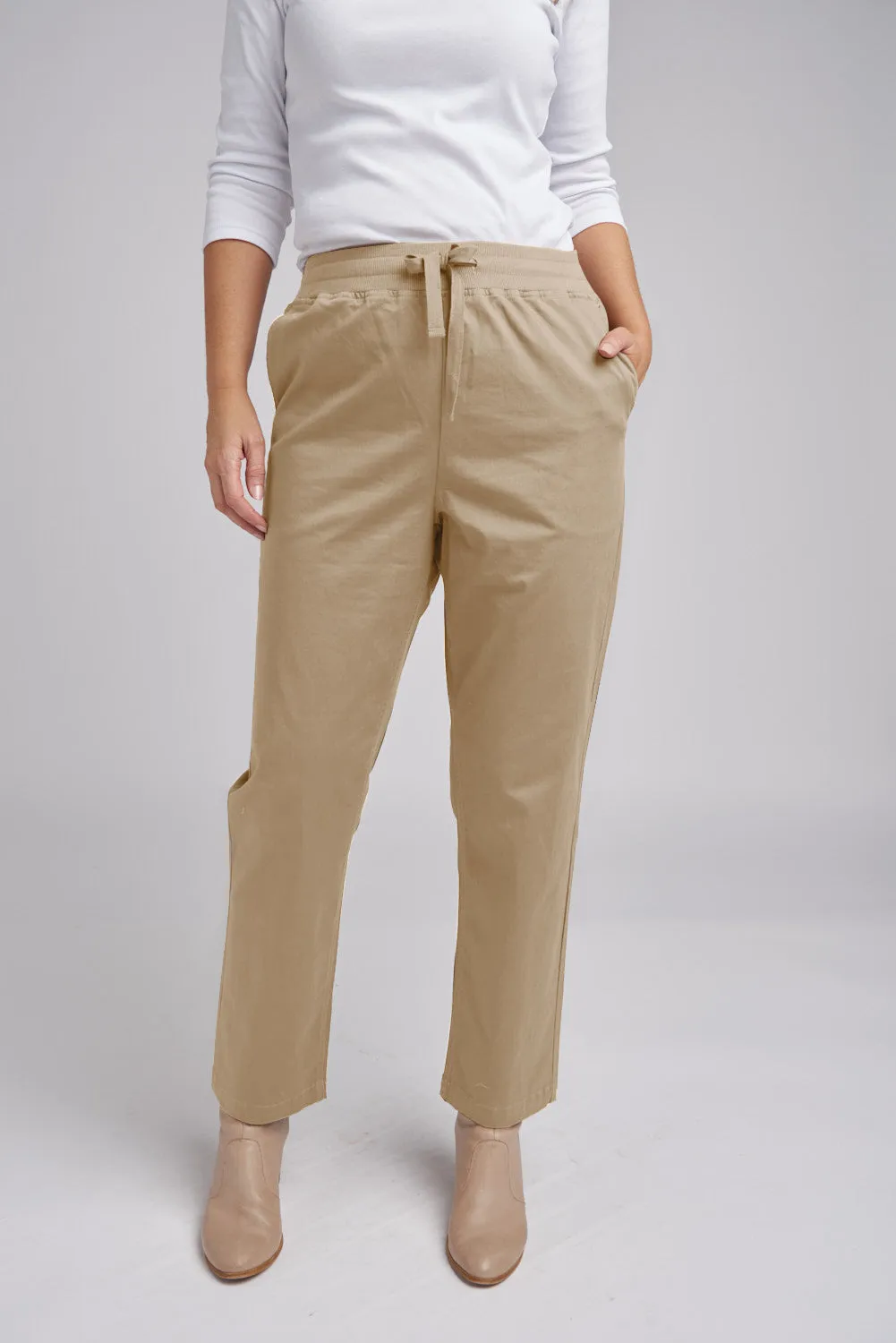 Rib Knit Waistband Relaxed Pant Camel